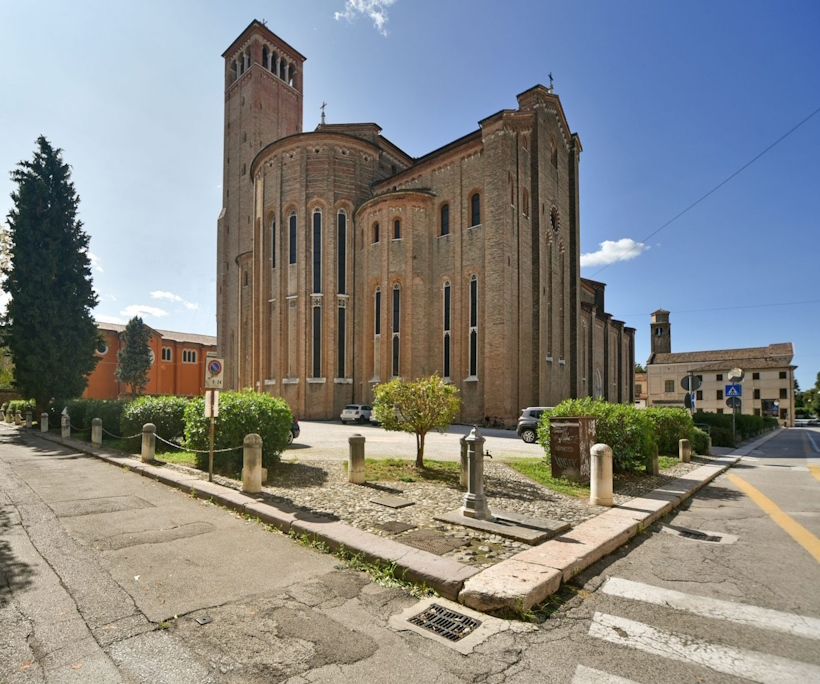 Dario Canil presenta corsi e seminari Reiki vicino a Treviso, in Veneto, a Dolo (Venezia).