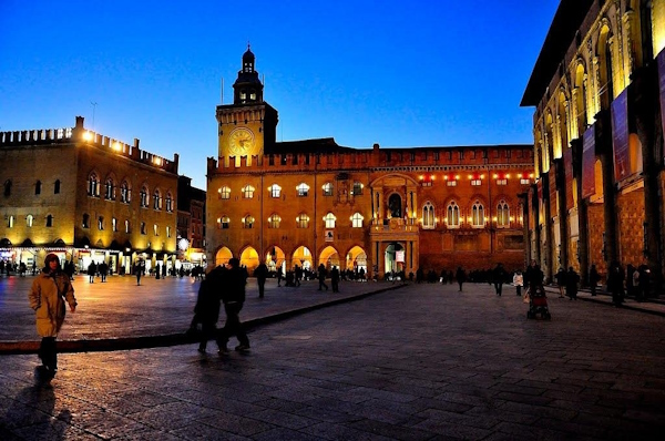 Dario Canil presenta corsi e seminari Reiki vicino a Bologna, in Veneto, a Dolo (Venezia).