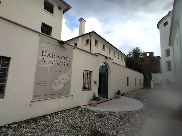 Museo Casa Giorgione di Castelfranco Veneto. Dario Canil e il Centro Olistico Tolteca presentano corsi e seminari Reiki a Dolo (Venezia), vicino a Castelfranco Veneto, in Veneto.