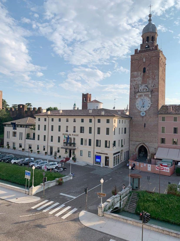 Dario Canil presenta corsi e seminari Reiki vicino a Castelfranco Veneto, in Veneto, a Dolo (Venezia).