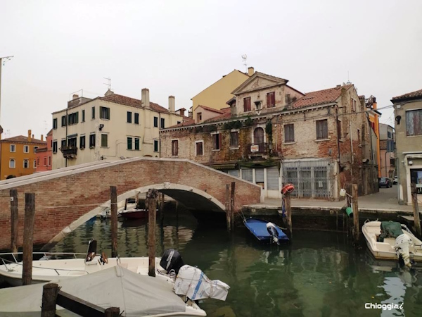 Chioggia, Canal Vena. A 45 minuti da Chioggia corsi e seminari Reiki nel Centro Olistico Tolteca a Dolo (Venezia)