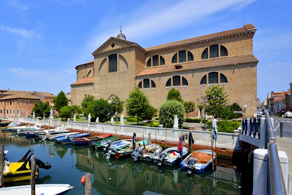 Dario Canil presenta corsi e seminari Reiki vicino a Chioggia, in Veneto, a Dolo (Venezia).