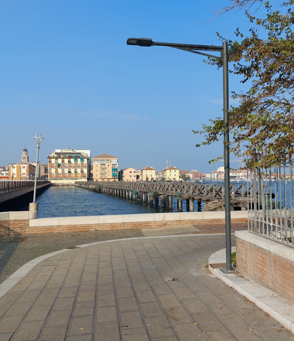 Dario Canil presenta corsi e seminari Reiki vicino a Chioggia, in Veneto, a Dolo (Venezia).