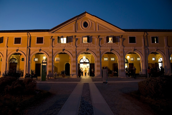 Montebelluna, il Museo di Storia Naturale e Archeologia. A 55 minuti da Montebelluna corsi e seminari Reiki nel Centro Olistico Tolteca a Dolo (Venezia)