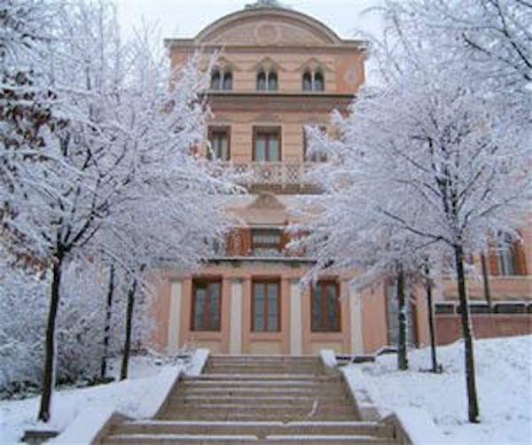 Montebelluna, la Villa Binetti. A 55 minuti da Montebelluna corsi e seminari Reiki nel Centro Olistico Tolteca a Dolo (Venezia)