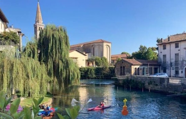 il Duomo di San Nicolò di Sacile. Dario Canil e il Centro Olistico Tolteca presentano corsi e seminari Reiki a Dolo (Venezia), vicino a Sacile, in Veneto.