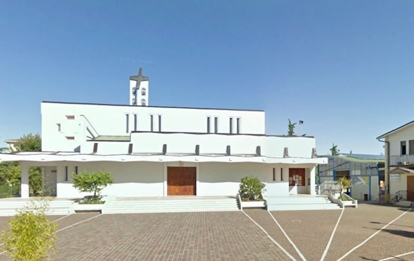 Dario Canil presenta corsi e seminari Reiki vicino a San Donà di Piave, in Veneto, a Dolo (Venezia).