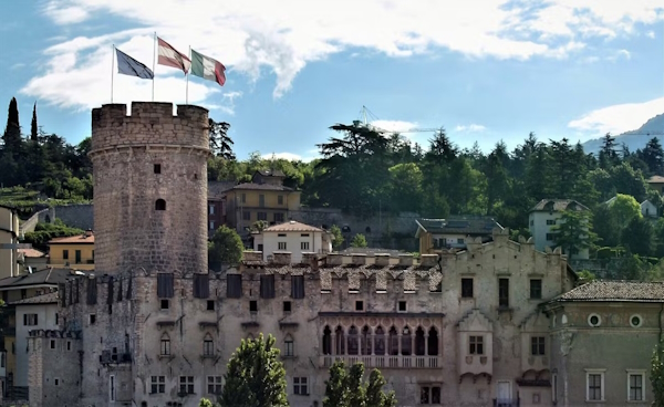 Castello di Trento a Trento. Dario Canil presenta i corsi e i seminari Reiki vicino a Trento, in Veneto.