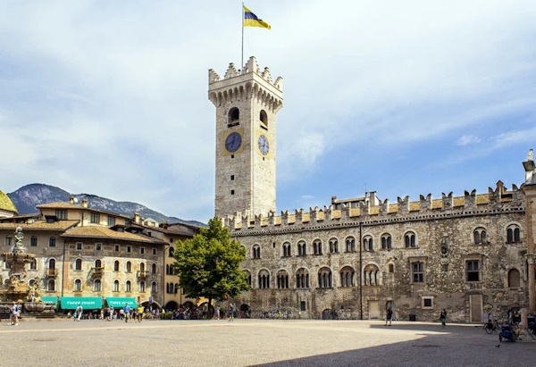 Castello di Trento. Dario Canil presenta corsi e seminari Reiki vicino a Trento, in Veneto, a Dolo (Venezia).