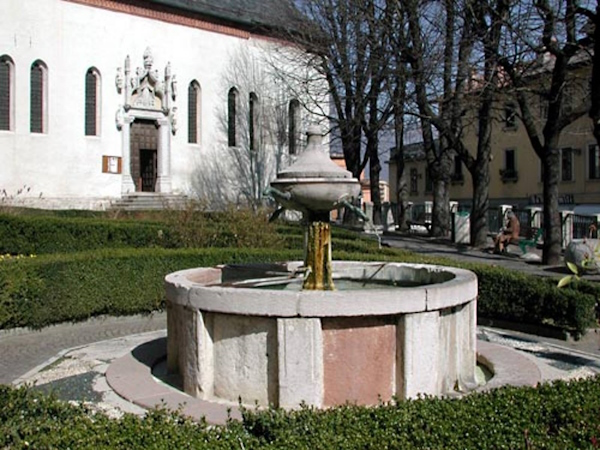 la Chiesa di Santo Stefano di Belluno. Dario Canil e il Centro Olistico Tolteca presentano corsi e seminari Reiki a Dolo (Venezia), vicino a Belluno, in Veneto.