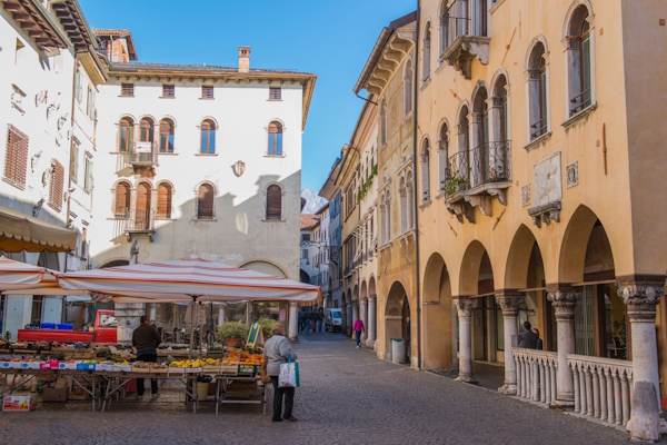 Dario Canil presenta i corsi e i seminari Reiki vicino a Belluno, in Veneto.