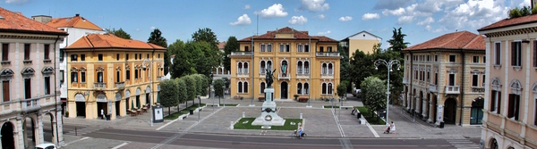 Dario Canil presenta corsi e seminari Reiki vicino a Mogliano Veneto, a Dolo (Venezia).
