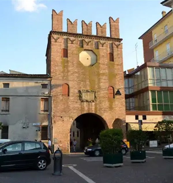 Dario Canil presenta i corsi e i seminari Reiki vicino a Rovigo, in Veneto.