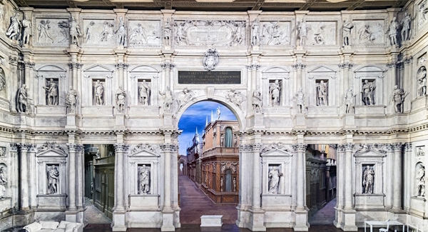 Vicenza, il Teatro Olimpico. Dario Canil e il Centro Olistico Tolteca presentano corsi e seminari Reiki a Dolo (Venezia), vicino a Vicenza, in Veneto.
